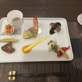 試食のコース料理