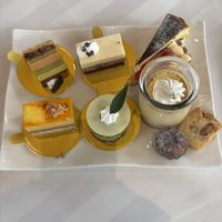 デザートビュッフェ