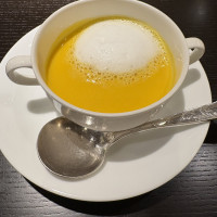 カボチャのポタージュ
白いのはミルクフォーム