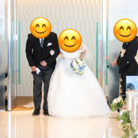父と入場のシーンです