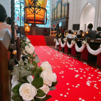 フラワーシャワー後の挙式会場
