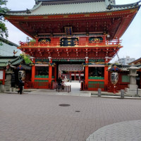 入口の門（隨神門）