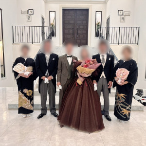 ロビー&チャペル前、両親記念撮影|751820さんの茅ヶ崎迎賓館/テイクアンドギヴ・ニーズウェディングの写真(2461427)