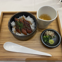 名古屋名物のひつまぶしです。