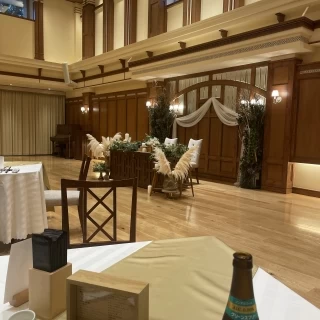 客席からの新郎新婦（披露宴）