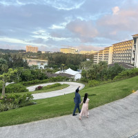 ホテルの敷地内