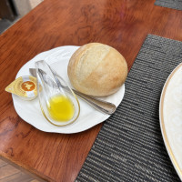 試食会でいただいたお料理です。パンがすごく美味しかったです。