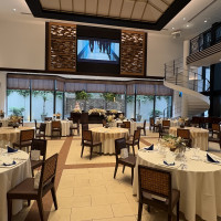 バリ風の会場になります。