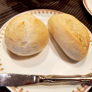 パンも美味しくホイップバターも美味しいです。