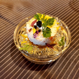 ズワイガニとキャビアの前菜。華やかでした。|752809さんの藻岩シャローム教会の写真(2464471)