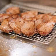 お肉