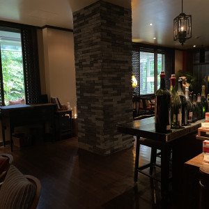 1階ロビーです。バーカウンターがあります。|753007さんのTHE GARDEN PLACE SOSHUEN（ザ・ガーデン・プレイス 蘇州園）の写真(2469315)