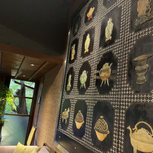 テラスルーム控室の壁にかかっている芸術品です。|753007さんのTHE GARDEN PLACE SOSHUEN（ザ・ガーデン・プレイス 蘇州園）の写真(2469319)