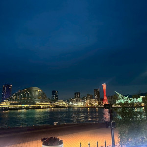 午後からの挙式だったので披露宴が終わって外に出ると夜景が綺麗|753174さんのラ・スイート神戸オーシャンズガーデンの写真(2470872)