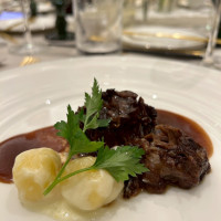 牛フィレ肉のグリエ 赤ワインソース