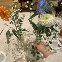 フラワービュッフェで卓上装花をコーディネートしてもらいました