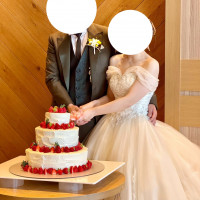 予算内で大きなケーキにしてもらえました