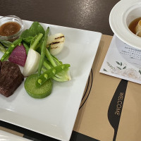 実際に提供される料理
