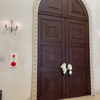 チャペルのドア