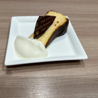 バスクチーズケーキ