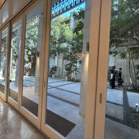 披露宴会場からみた庭