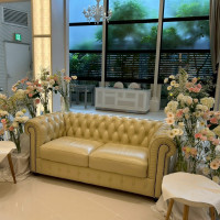 披露宴会場、新郎新婦ソファ