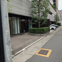 エントランス前の入口の様子