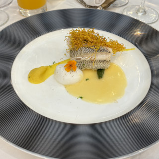 コースの魚料理です。