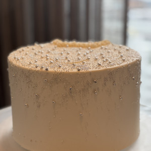ウェディングケーキ(ビジュー)|754050さんのキンプトン新宿東京の写真(2470377)