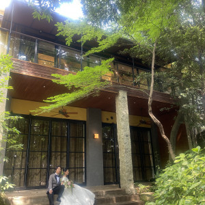 ガーデンから見たときの式場(6月中旬15時頃撮影|754133さんのTHE NANZAN HOUSE （ザ ナンザン ハウス）の写真(2473508)