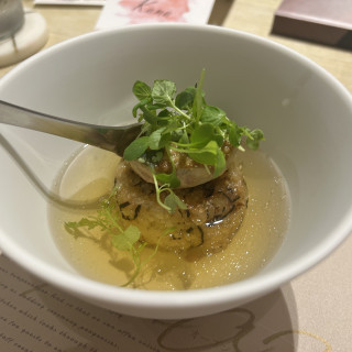 フォアグラが乗った出汁茶漬けはさっぱりします