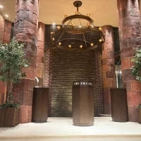 レンガ調の素敵なチャペルです。
音の響きも素敵です。