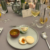 ・オープンキッチンがある
・お料理の皿まで温かい