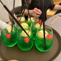 ・式場には珍しいメロンクリームソーダがある