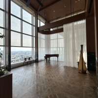 ・ホテル最上階にあるチャペル
・自然光がたっぷり入る