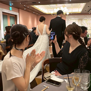 103人のゲストが入っても新郎新婦が通れる広さ！|754204さんのザ マークグランドホテル（THE MARK GRAND HOTEL）の写真(2471377)