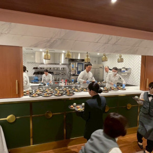 ライブキッチンで食欲も雰囲気もアップ|754204さんのザ マークグランドホテル（THE MARK GRAND HOTEL）の写真(2471174)