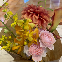 卓のお花は帰りにプレゼントできました。