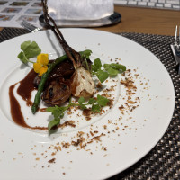 国産牛ロースのグリル　味醂と赤ワインのソース