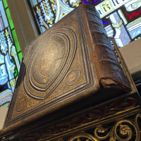 1冊で家が建つほど貴重な聖書