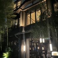 式場を出た正面の外観