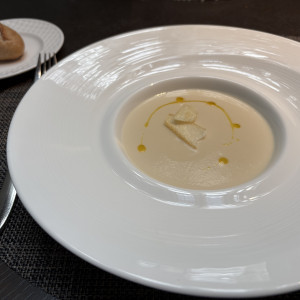 試食させていただいたカリフラワーのブルーテ|754627さんのストリングスホテル東京インターコンチネンタルの写真(2472329)