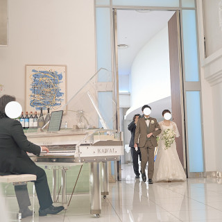 ピアノ演奏はオプションですが、友人が弾いてくれました。
