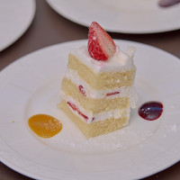 ウェディングケーキです。