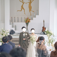天井高の高く明るい会場です