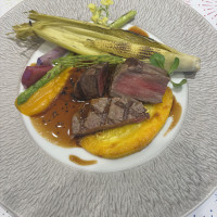 牛肉のステーキ