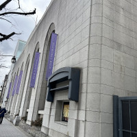 ぱっと見は結婚式場とは分かりませんが雰囲気ある建物です。