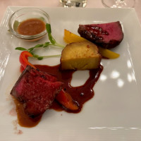 肉料理。アルモニービーフを使用。柔らかくておいしかったです。