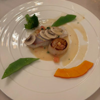 魚料理。ソースも絶品。