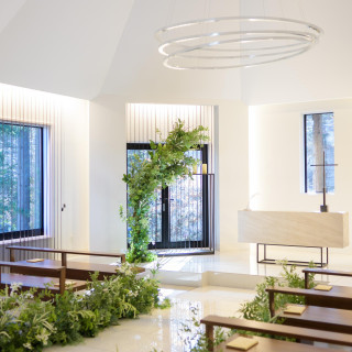 白を基調としたチャペル